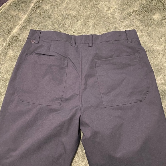 Relaxed Tapered Twill Trouser (34x30) - Picture 5 of 6